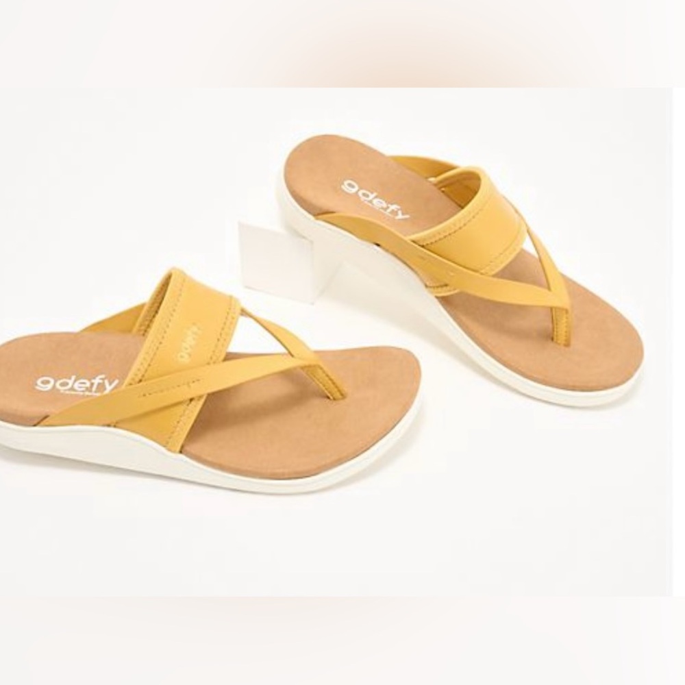 GDEFY Woman's Size 9 Mustard VeroShock Orthotic Thong Sandals NEW